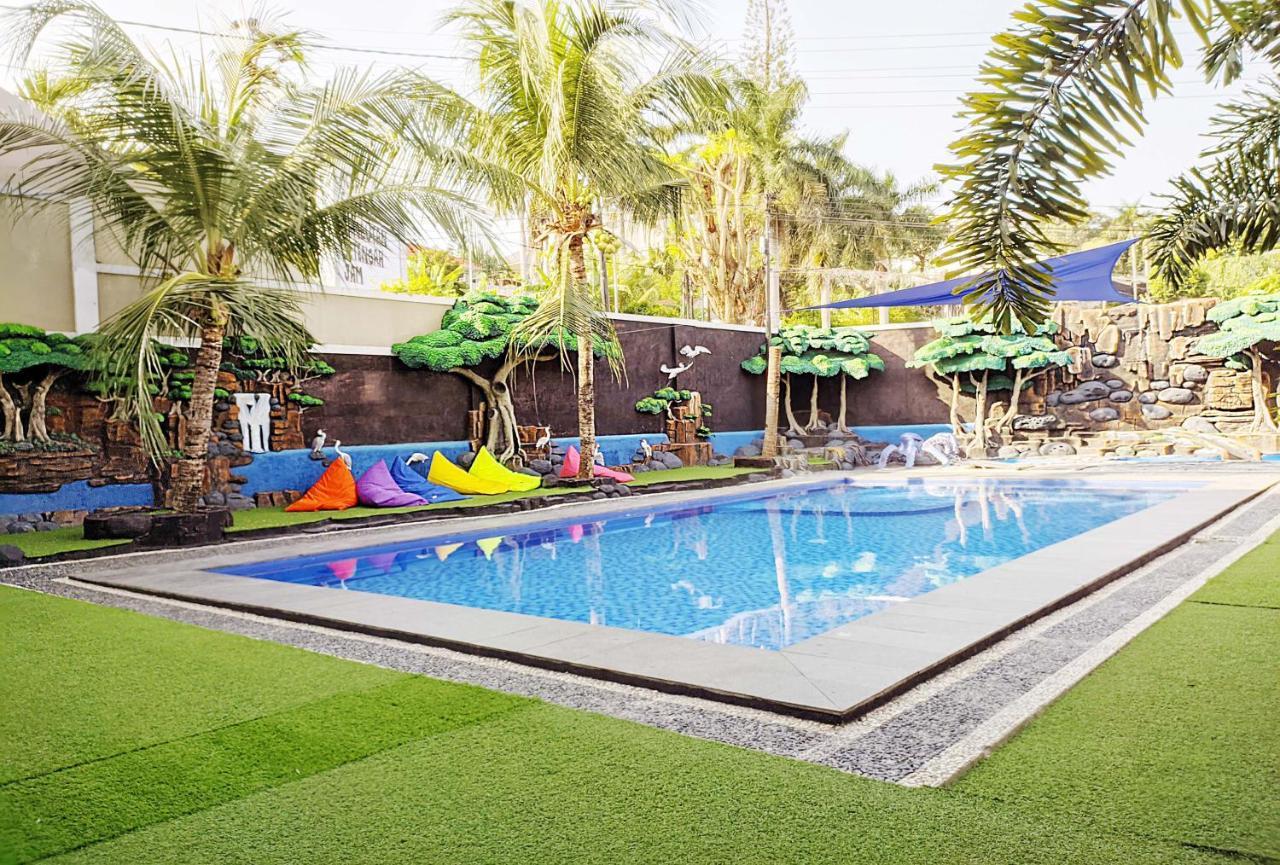 Hotel Syariah Gs Lampung Culture, バンダールランプン エクステリア 写真